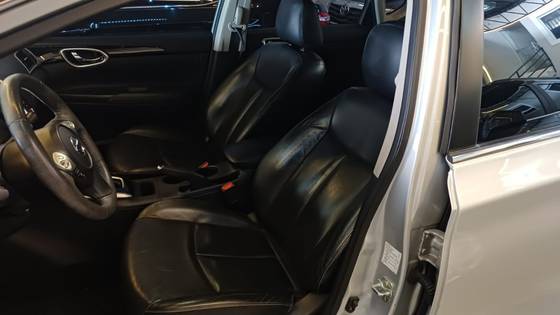 NISSAN SENTRA 2.0 SL 16V FLEXSTART 4P AUTOMÁTICO NISSAN SENTRA 2.0 SL 16V FLEXSTART 4P AUTOMÁTICO